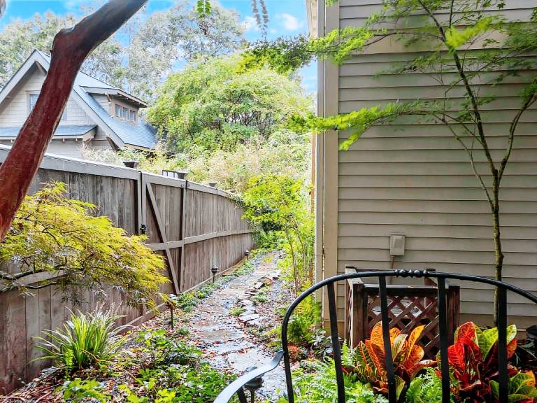 Holiday apartment with garden | Good for workation | Dogs allowed in Atlanta, GA