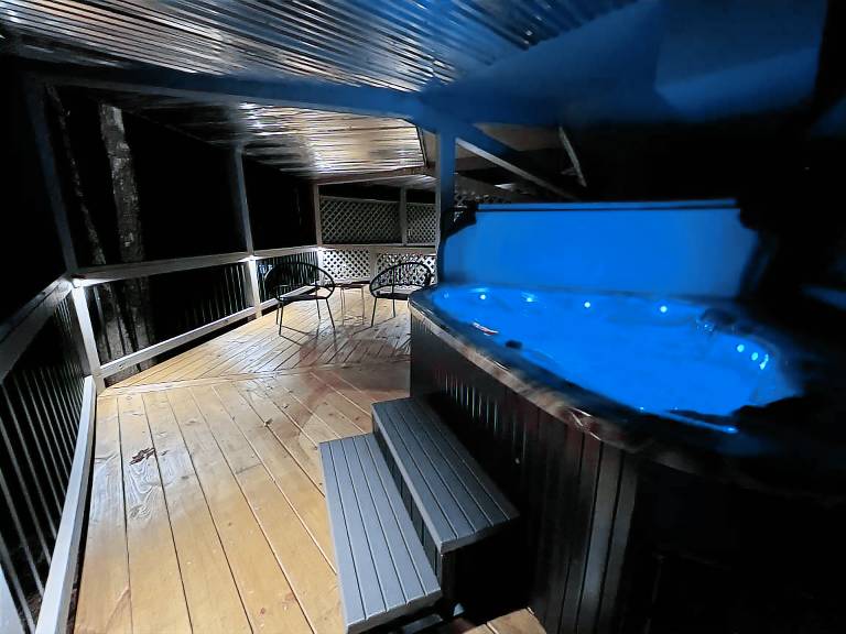 Cabin Big Canoe