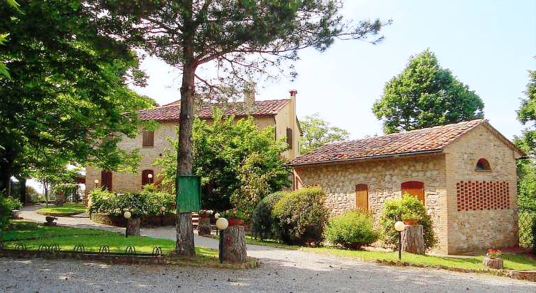 Farm with garden, barbecue & pool | Good for workation | Pets are welcome in Palaia