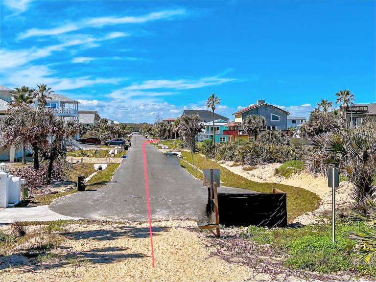 Beachfront 5BR Home with Ocean Views — photo 3