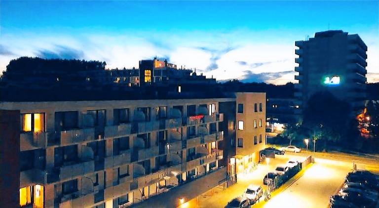 Rental apartment with terrace, hot tub & pool — photo 5