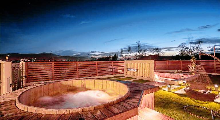 Villa with hot tub — photo 3