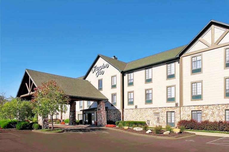 Hampton Inn Kansas City The Legends