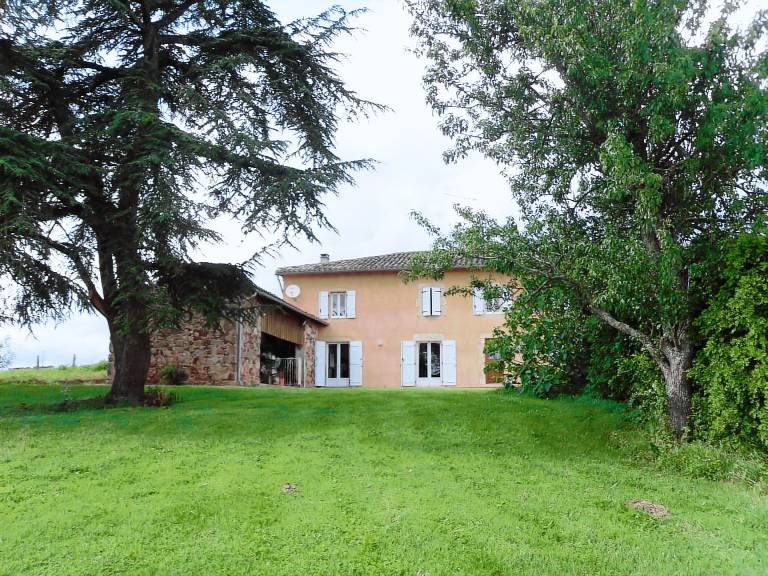 Maison de vacances Puycelsi