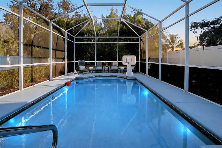 Family-oriented vacation home with private pool | Pet-friendly — photo 2