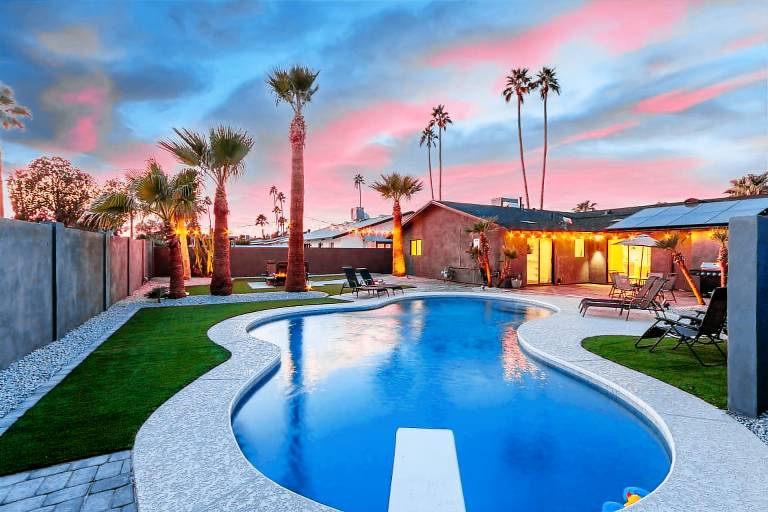 NEW Greystone on Osborn Heated Pool Firepit