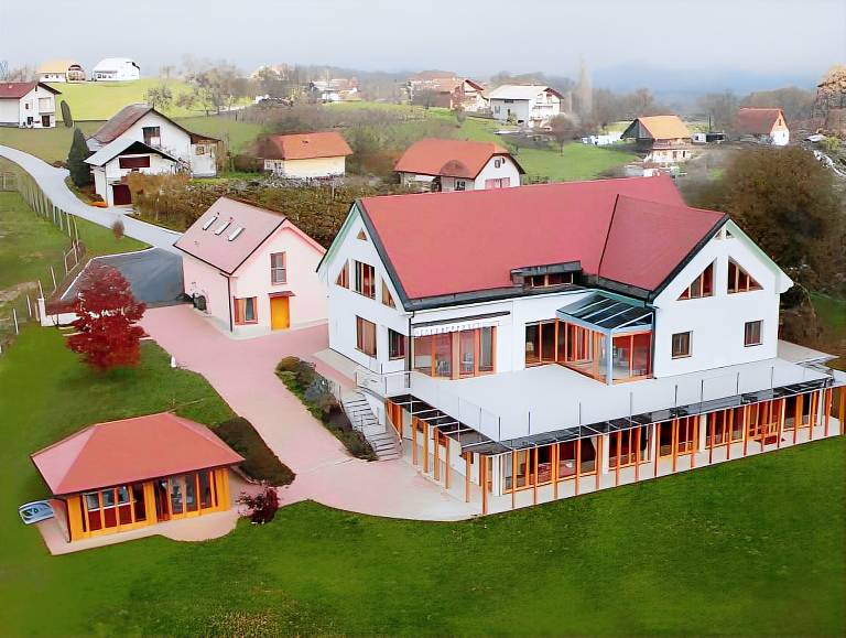 Prenočišče z zajtrkom  Irje