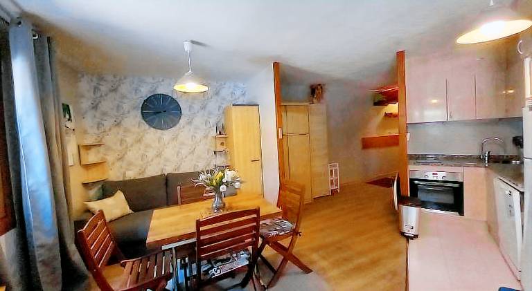 Holiday apartment with terrace — photo 4