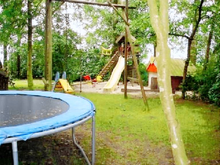 House with patio & garden | Nature view — photo 5