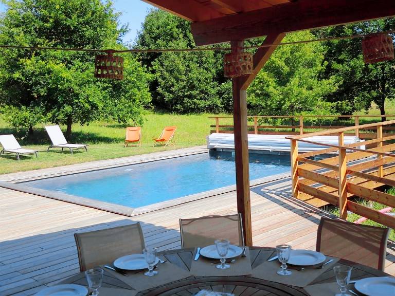 Gite with private pool, patio & yard — photo 2
