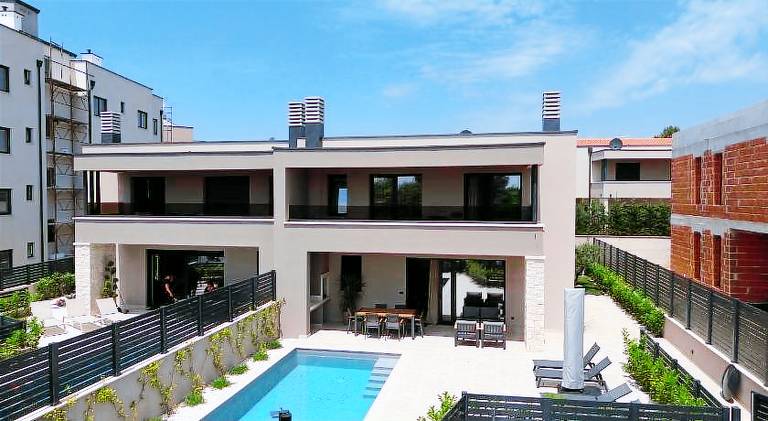 Luxury Villa Luka near Porec with heated Pool — photo 4