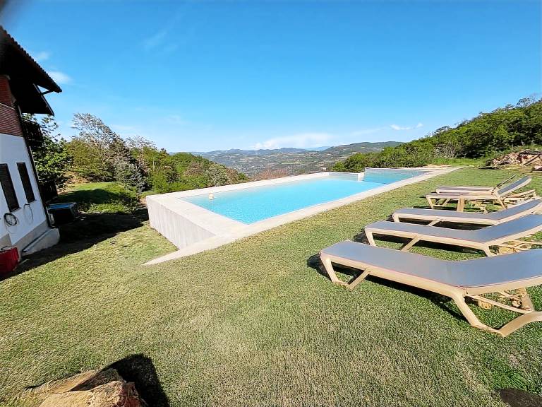  mit Hund in Cravanzana,  f&uuml;r max. 6 Personen