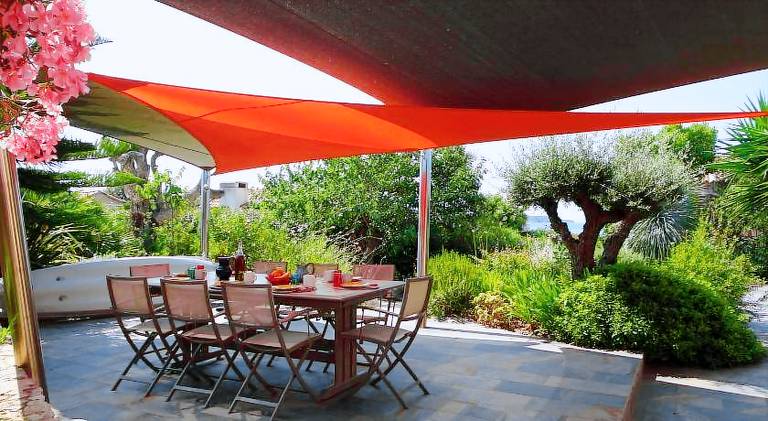 Villa with jacuzzi in Zonza