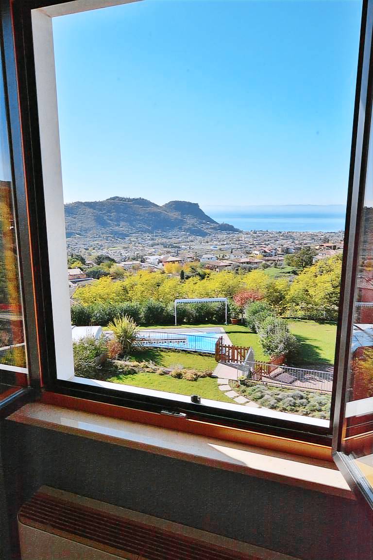 Apartment Montegolo Four With Pool And Lake View — photo 2