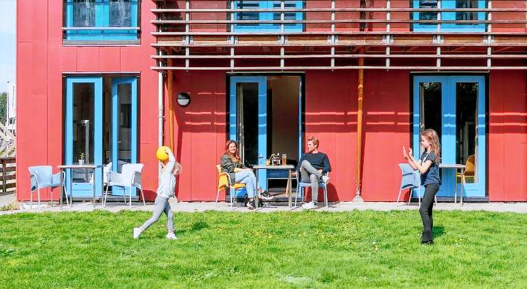 Hostel Den Burg