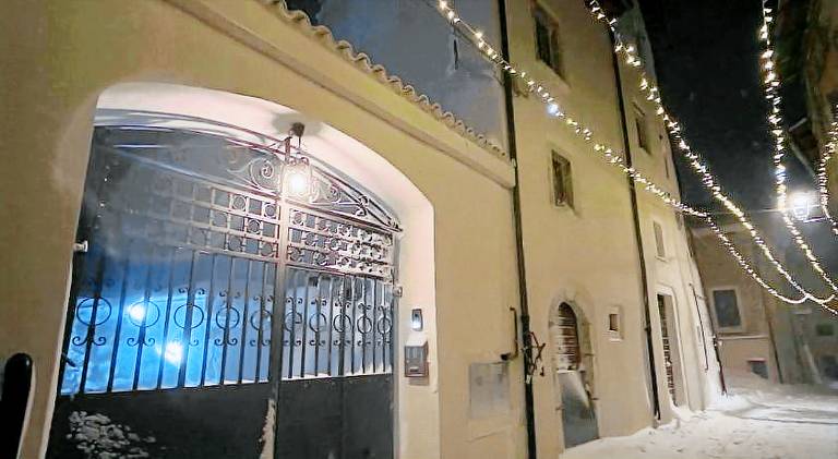 Vacation home with 4 rooms for 11 persons in L'Aquila