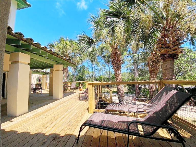 House Saint George Island