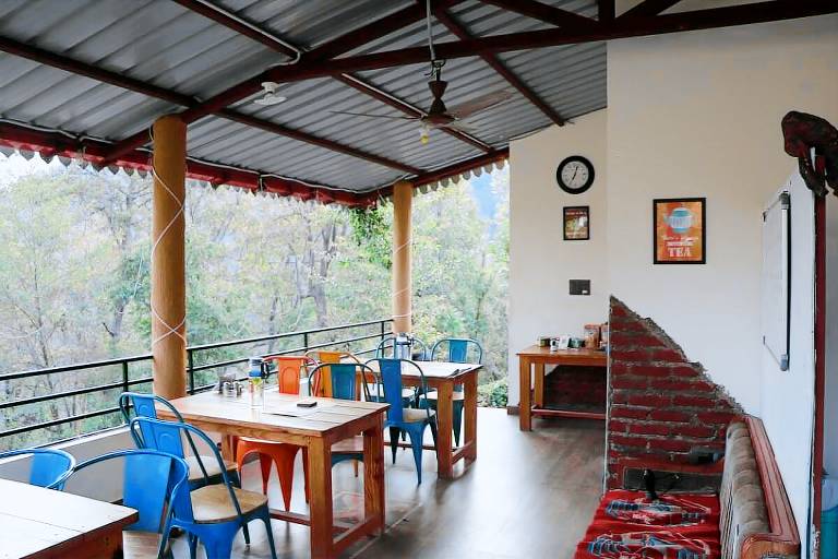 Villa with barbecue & yard | Pet-friendly — photo 3