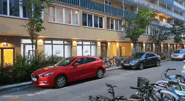 Serviced apartment | Next to Naschmarkt | Pets are welcome — photo 2