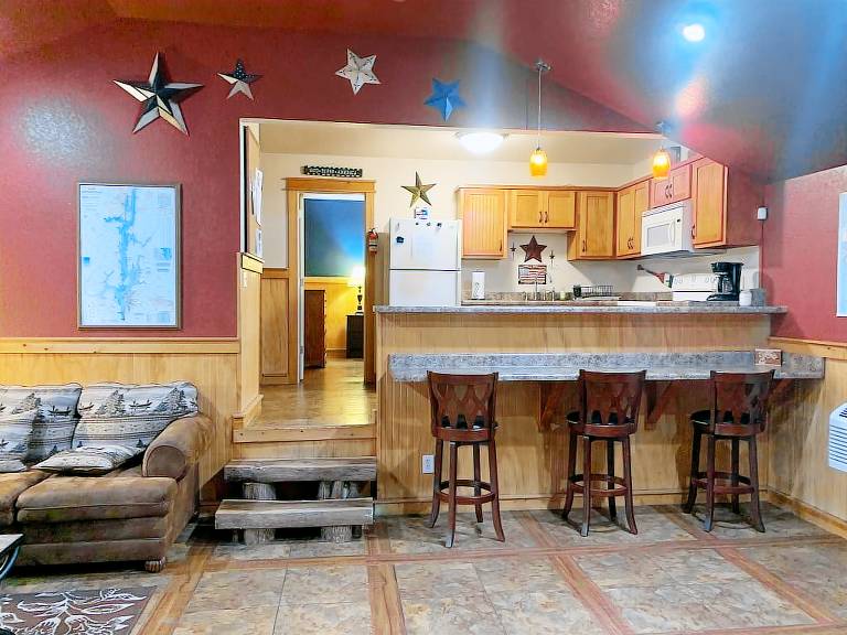Cabin  Scottsboro