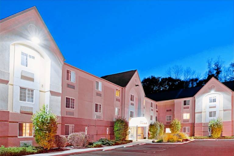 Sonesta Simply Suites Parsippany Morris Plains in Parsippany, NJ