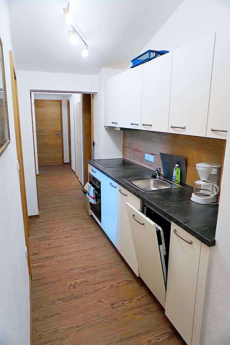 Holiday apartment with garden — photo 2