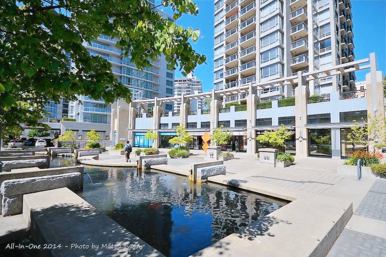 Condo  Oak Bay