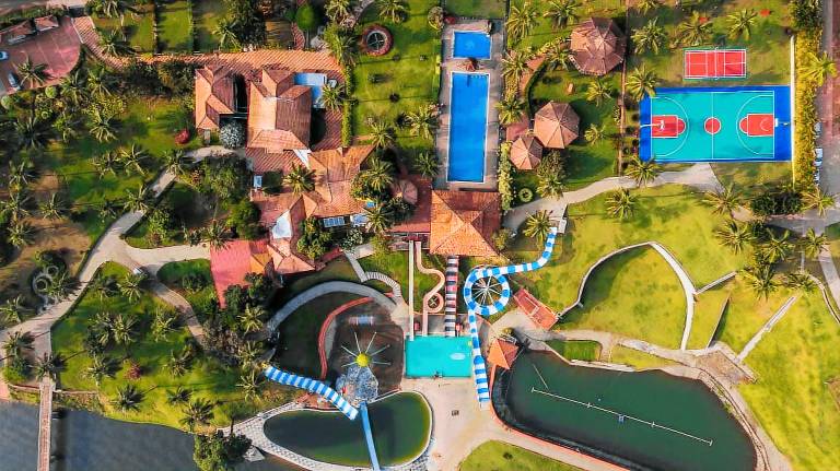 Tinton Adventure Resort