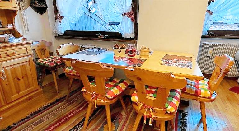 Holiday apartment with yard & patio | Next to the ski | Perfect for remote work | Pets are welcome — photo 3