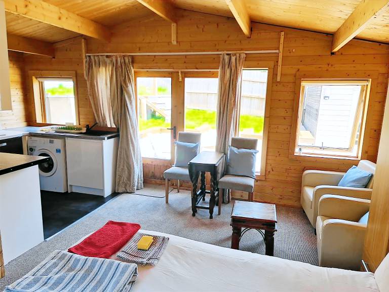 Cabin  Hythe
