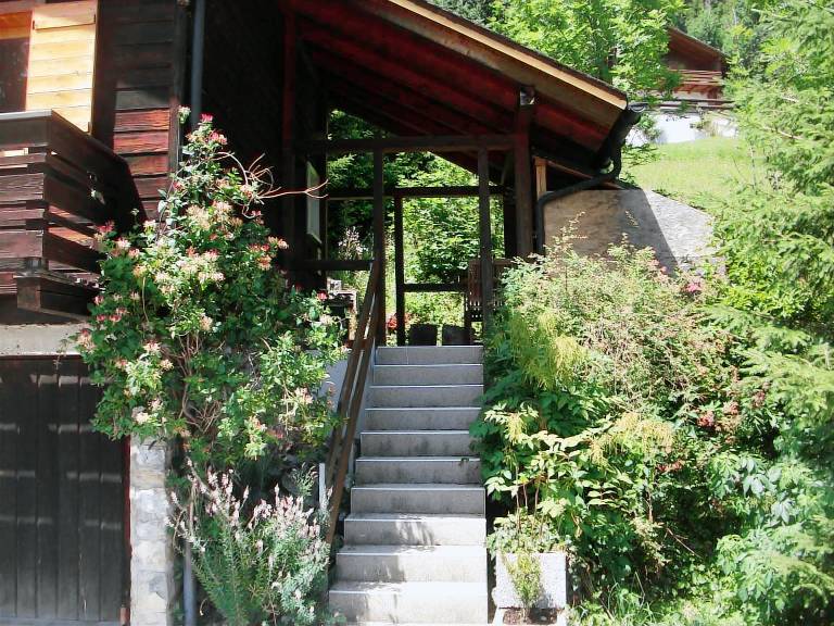 Vacation home with patio & grill — photo 2