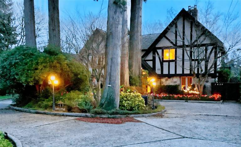 Bed and breakfast West Vancouver