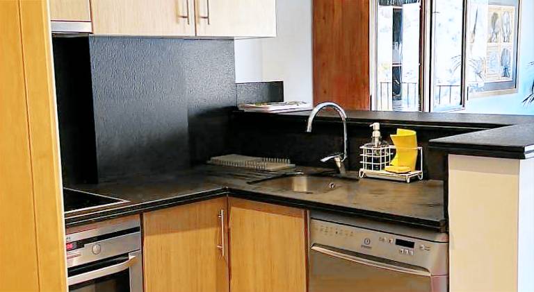 Rental apartment with 2 rooms for 4 persons — photo 4