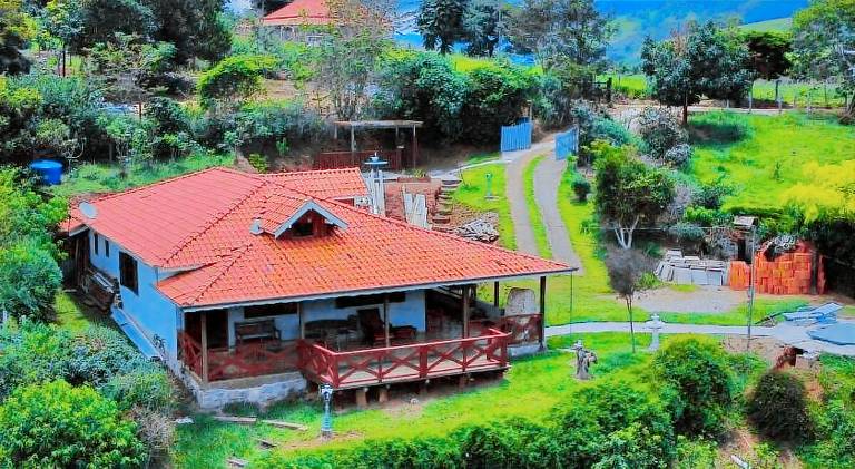Pleasant vacation home with pool | Dogs allowed in São Bento do Sapucaí