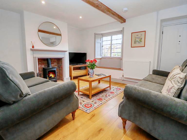Family-friendly beautiful cottage with yard | Dogs allowed — photo 4