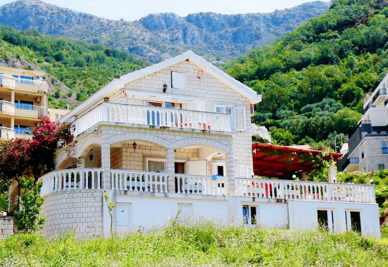 Cezar Holiday Home Montenegro — photo 2