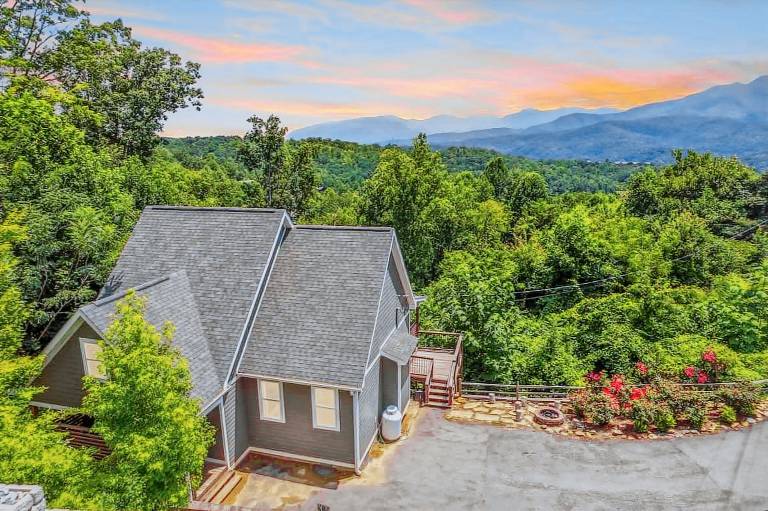 Mountain View Beauty by Beyond Expectations in Gatlinburg, TN