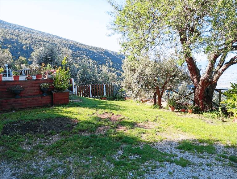 Villa with private pool, barbeque & garden | Mountain view — photo 2