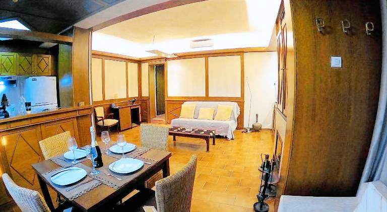 Cozy Mama Evas Homestay with Pool and Garden for Groups of 4 — photo 3