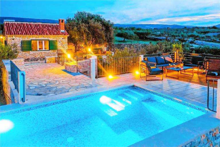House with private pool & grill | Garden view | Pets allowed in Postira