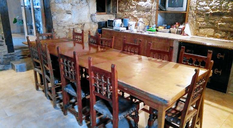 Chalet with barbecue, patio & garden — photo 4