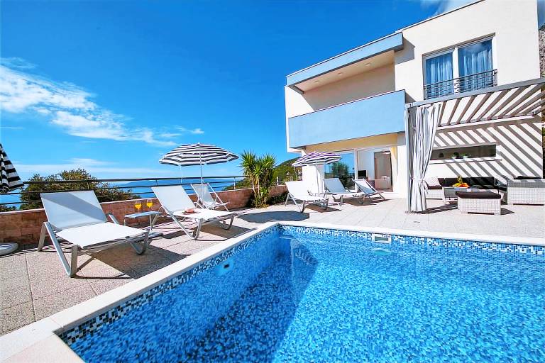 Villa Red mit Pool, Meerblick — photo 3