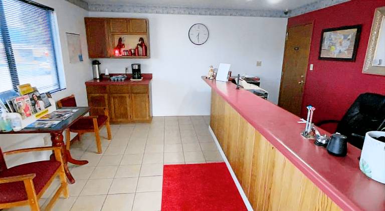 Executive Inn — photo 4