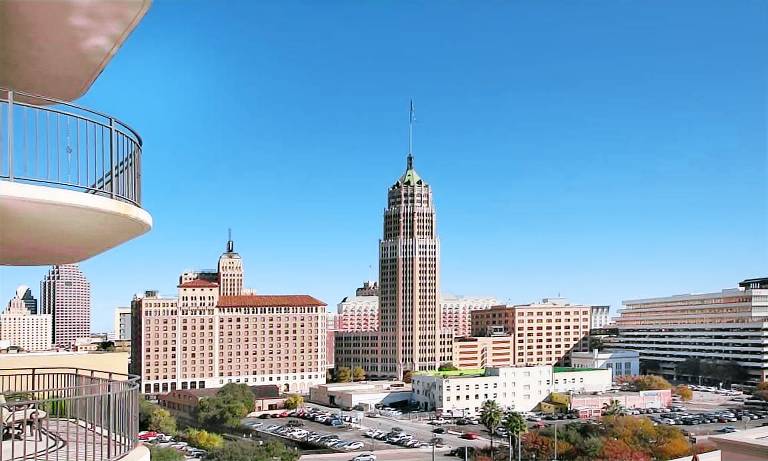 Condo  Downtown