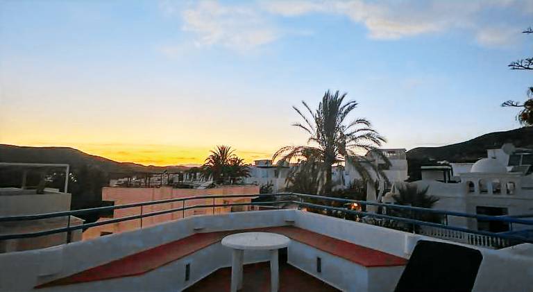 Charming holiday apartment with garden, terrace & private pool | Close to the beach | Pets are welcome — photo 3