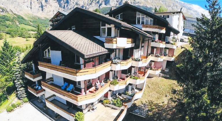 Hotel Alpenblick-Leukerbad-Therme — photo 3