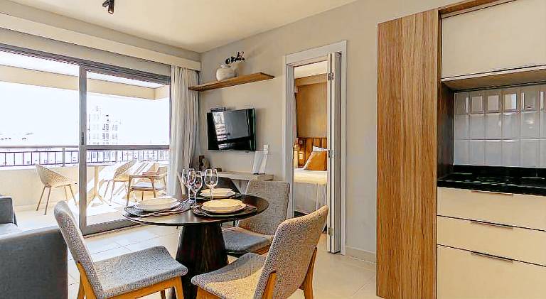 Holiday apartment with pool in Olímpia
