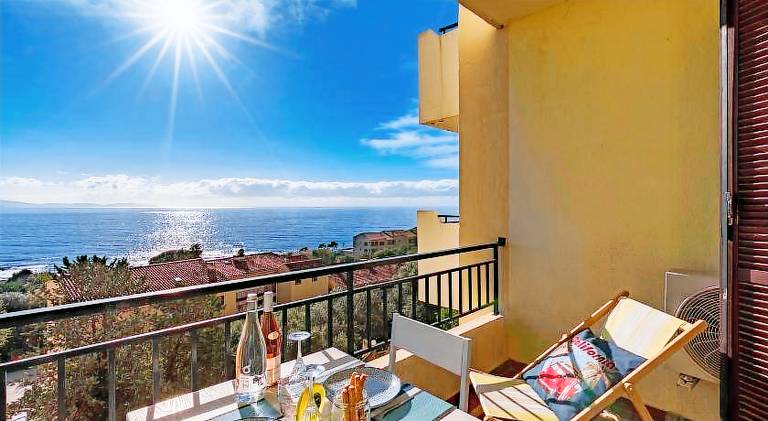 Holiday apartment with 1 room for 2 persons in Ajaccio