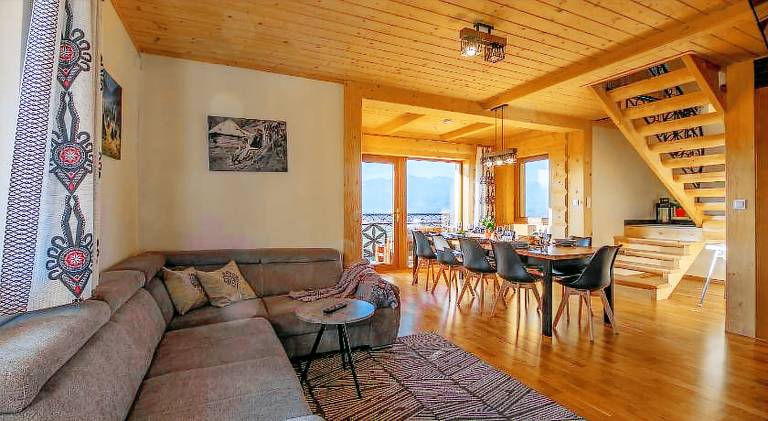 Chalet with terrace, barbecue & garden — photo 2