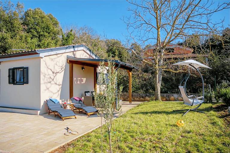 Fully equipped house with patio, BBQ & garden | Pet-friendly — photo 3
